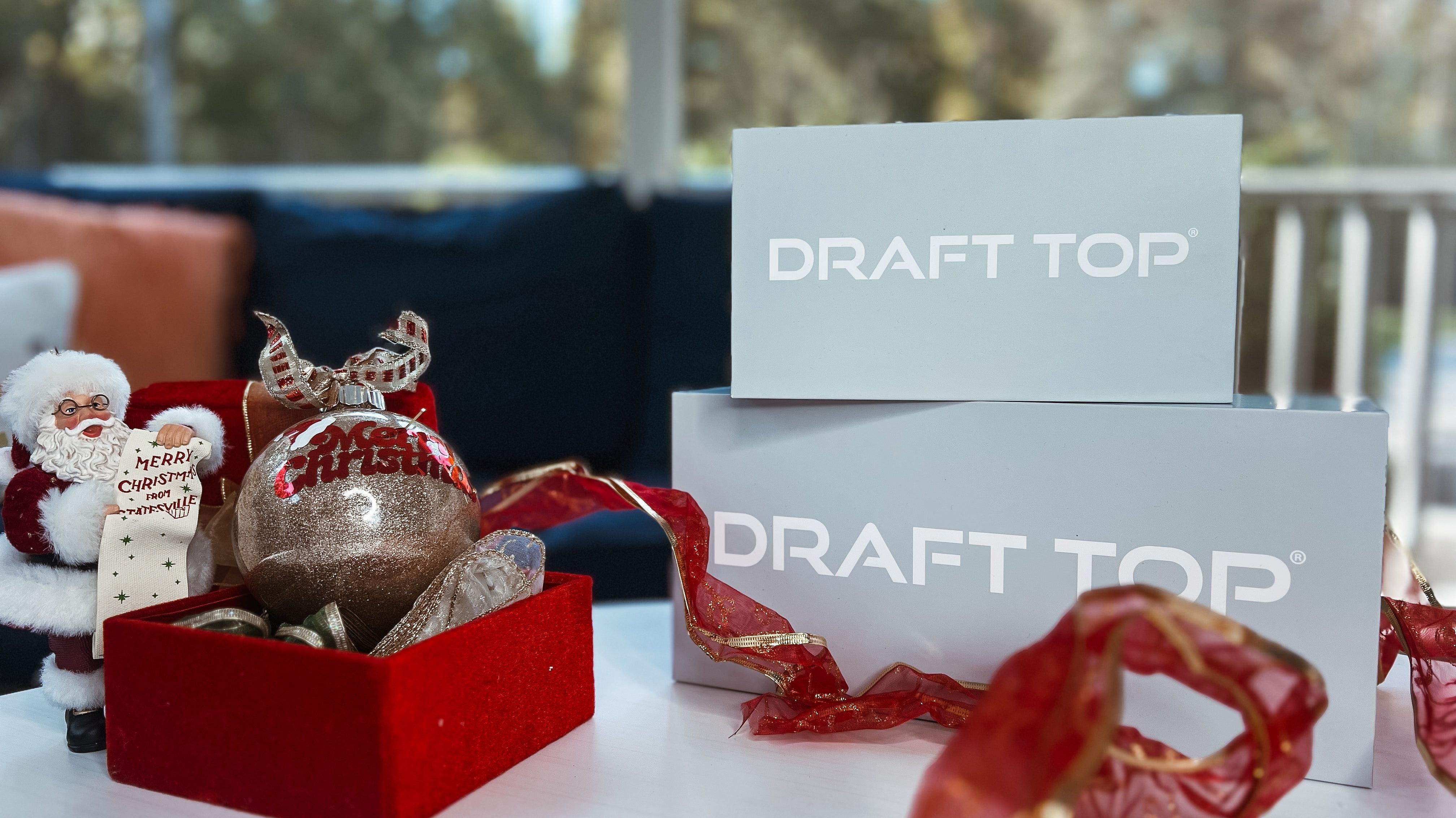 Christmas Cheer: How Draft Top Brings Joy to Your Holiday Gatherings